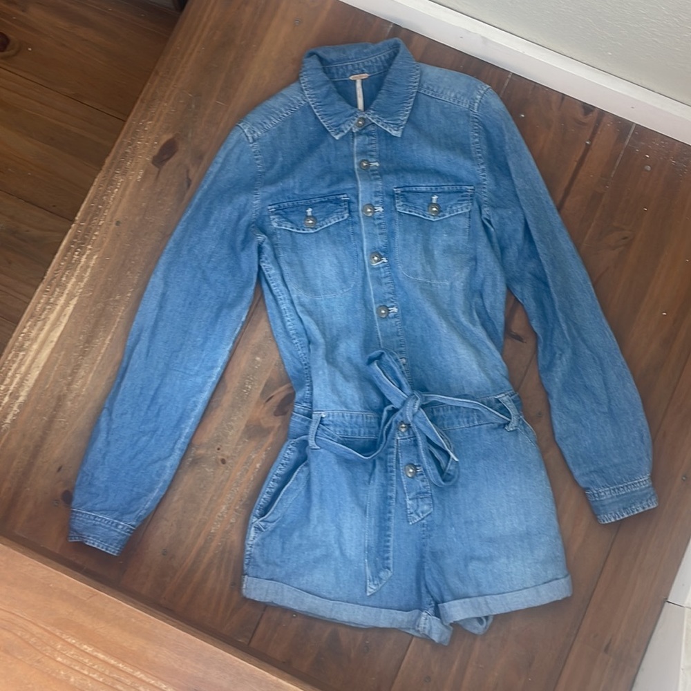 Free People Short Long Sleeve Romper Size XS